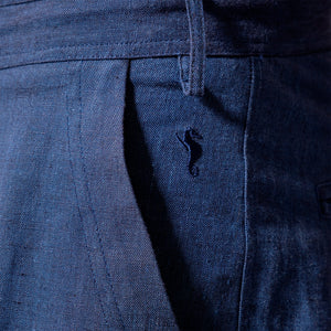 بنطلون كتان أزرق داكن