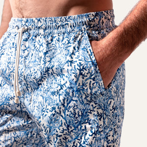 شورت سباحة طويل باللون الأزرق المرجاني