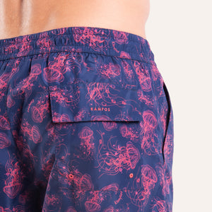 شورت سباحة طويل من قنديل البحر باللون الأزرق البحري