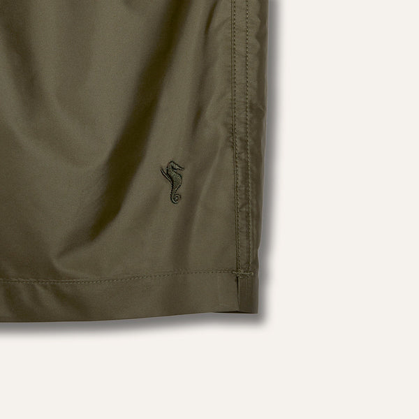 شورت سباحة زيتوني 