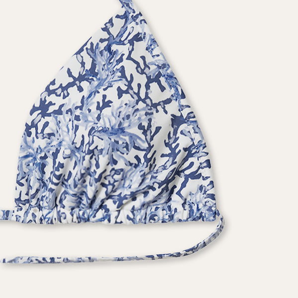 ربطة عنق جانبية علوية باللون الأزرق المرجاني