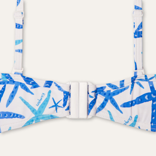 كأس كامل من نجمة البحر البيضاء 